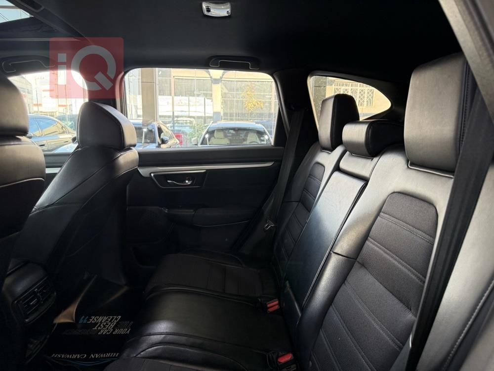 هوندا سي ار في